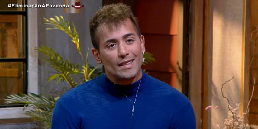 Tiago Piquilo revela o motivo de fazer a cirurgia peniana (Foto: Reprodução/Record TV) Tiago Piquilo revela o motivo de fazer a cirurgia peniana (Foto: Reprodução/Record TV)