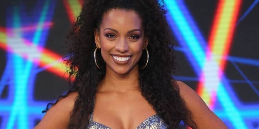 Celso Portiolli passa faca no Domingão e confirma estreia de funcionária de Faustão no SBT: "Acabou sendo fácil" Celso Portiolli passa faca no Domingão e confirma estreia de funcionária de Faustão no SBT: "Acabou sendo fácil"