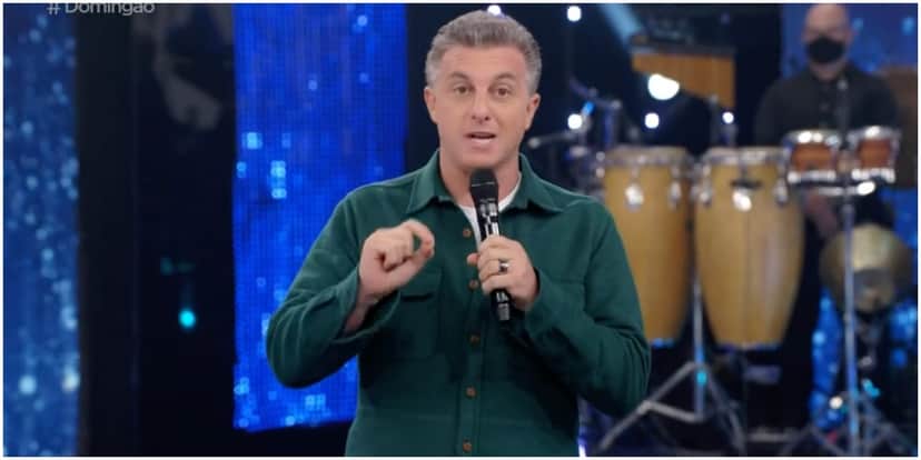 Luciano Huck surpreendeu ao apresentar destaques (Foto: Reprodução) Luciano Huck surpreendeu ao apresentar destaques (Foto: Reprodução)