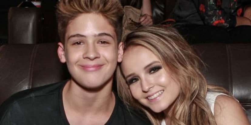João Guilherme quebra silêncio sobre encontro com Larissa Manoela e expõe: "Beijar ex dá vontade de reatar" João Guilherme quebra silêncio sobre encontro com Larissa Manoela e expõe: "Beijar ex dá vontade de reatar"
