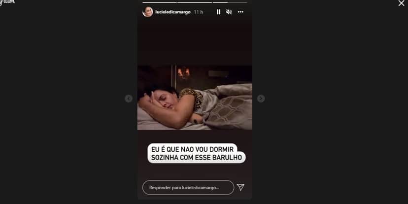 "Vou dormir sozinha", detona Luciele Di Camargo, esposa de Denílson, após jogador entregar: "Conheci uma pessoa" "Vou dormir sozinha", detona Luciele Di Camargo, esposa de Denílson, após jogador entregar: "Conheci uma pessoa"