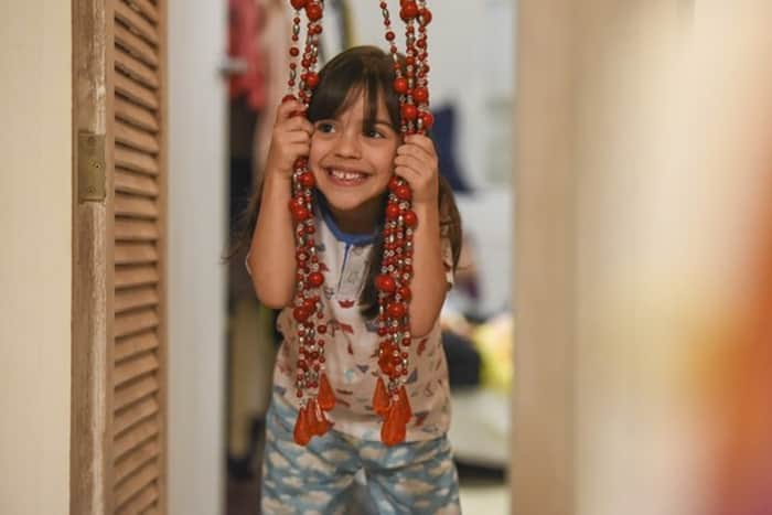 Marie (Maju Lima) vai encontrar Christian (Cauã Reymond) em "Um Lugar ao Sol" (Foto: Reprodução/TV Globo)