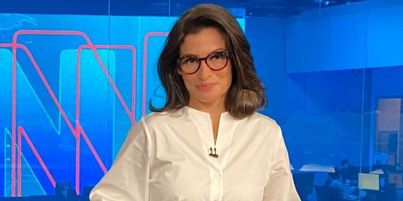 Renata Vasconcellos brilha atualmente no Jornal Nacional (Foto: Reprodução) Renata Vasconcellos brilha atualmente no Jornal Nacional (Foto: Reprodução)