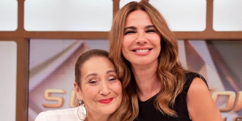 "O negócio está pegando fogo", Sonia Abrão expõe verdade sobre ida à programa da Globo: "De jeito nenhum" "O negócio está pegando fogo", Sonia Abrão expõe verdade sobre ida à programa da Globo: "De jeito nenhum"