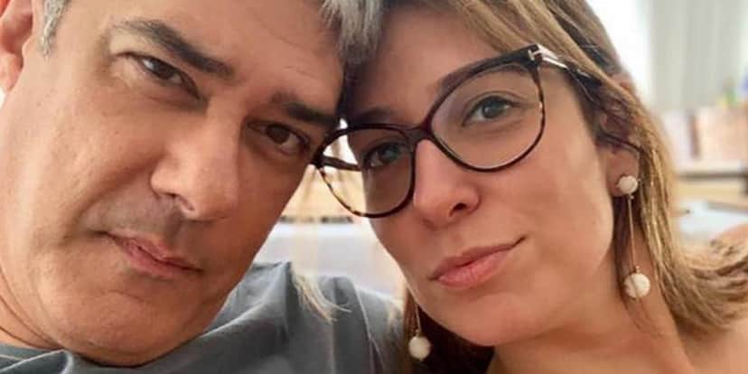 Esposa de William Bonner vem a público, faz anúncio sobre gravidez e confirma: "Há tanto tempo" Esposa de William Bonner vem a público, faz anúncio sobre gravidez e confirma: "Há tanto tempo"