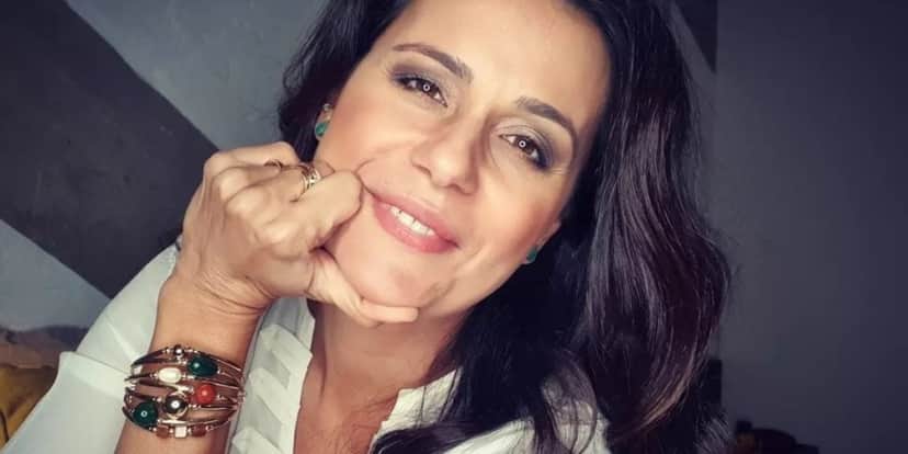 Adriana Araújo Adriana Araújo
