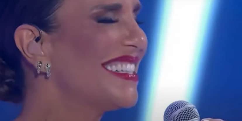 Ivete Sangalo comete gafe higiênica (Reprodução) Ivete Sangalo comete gafe higiênica (Reprodução)