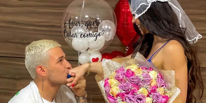MC Gui pede Bia em casamento (Reprodução) MC Gui pede Bia em casamento (Reprodução)