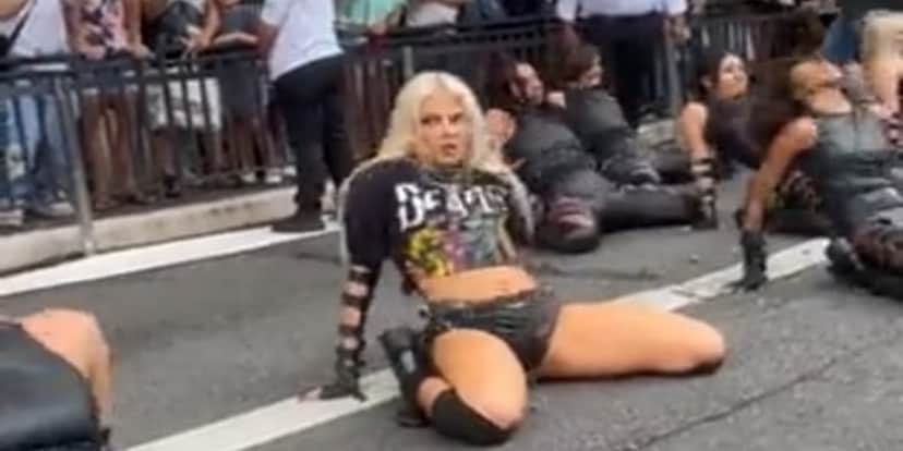 Luisa Sonza fez show gratuito na Paulista (Foto: reprodução) 