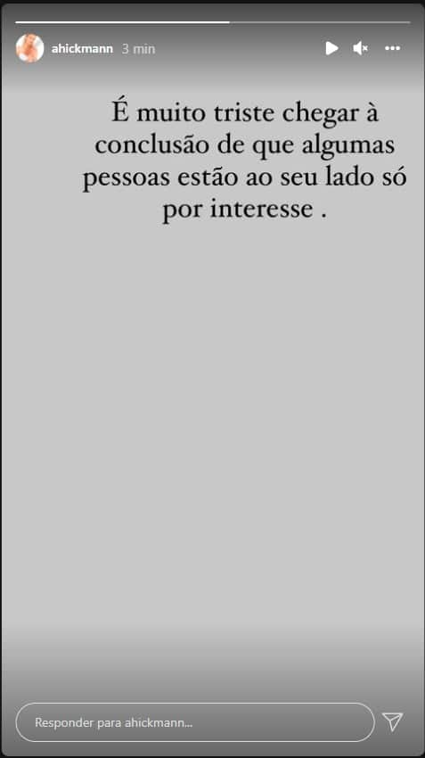 Ana Hickmann deixou uma indireta nos Storys Ana Hickmann deixou uma indireta nos Storys