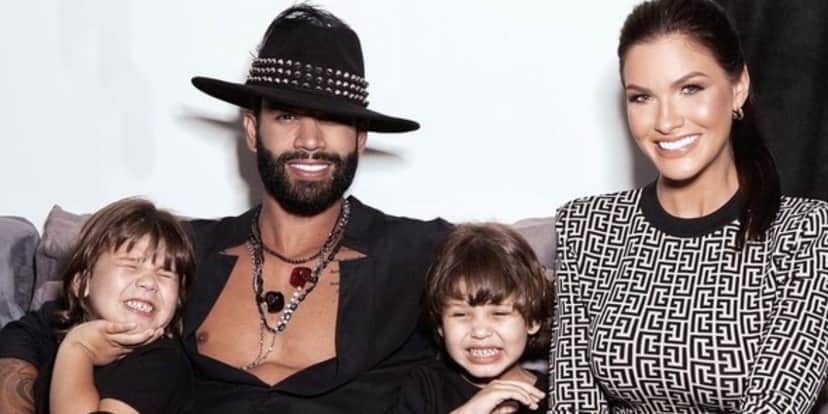 Gusttavo Lima e Andressa Suita posaram juntos com os filhos (Foto: Reprodução) Gusttavo Lima e Andressa Suita posaram juntos com os filhos (Foto: Reprodução)