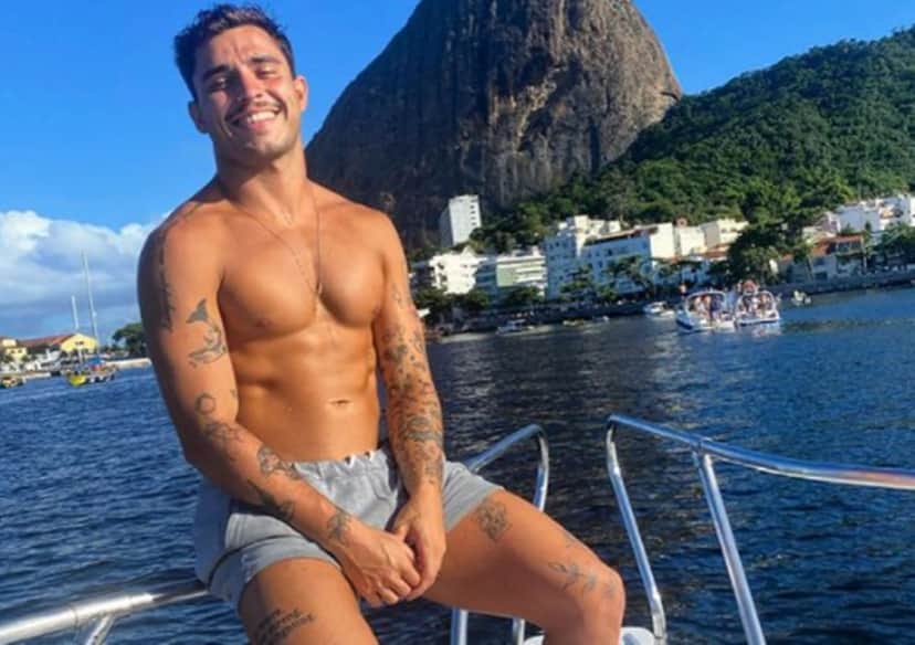 Thiago Clevelario é o novo boy da Larissa Manoela (Foto: Instagram) Thiago Clevelario é o novo boy da Larissa Manoela (Foto: Instagram)