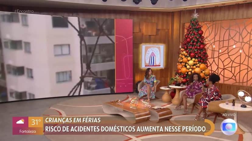 Fátima Bernardes contou com a presença de Negra Li e Thelma Assis no "Encontro" para falar sobre acidentes de crianças nas férias (Foto: Reprodução/TV Globo) Fátima Bernardes contou com a presença de Negra Li e Thelma Assis no "Encontro" para falar sobre acidentes de crianças nas férias (Foto: Reprodução/TV Globo)
