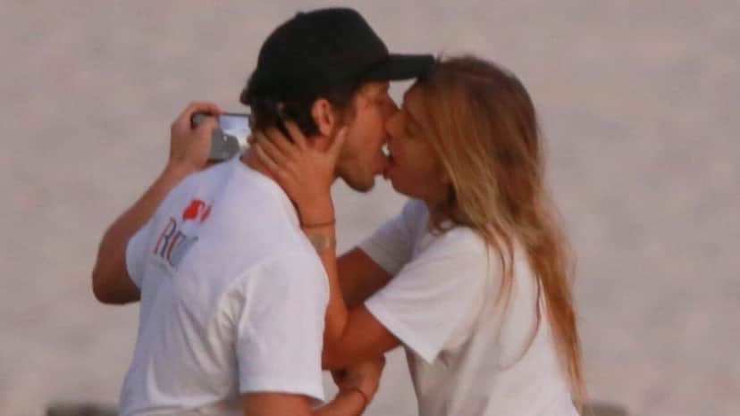 José Loreto e Bruna Lennon adoram se pegar na praia (Foto: Reprodução) José Loreto e Bruna Lennon adoram se pegar na praia (Foto: Reprodução)
