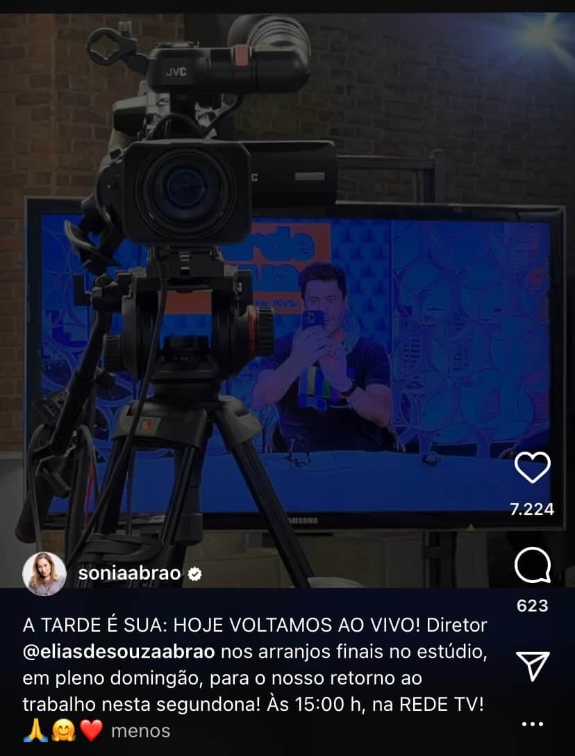 Sonia Abrão faz comunicado sobre volta à RedeTV!, expõe diretor do A Tarde é Sua e confirma: “Arranjos finais” Sonia Abrão faz comunicado sobre volta à RedeTV!, expõe diretor do A Tarde é Sua e confirma: “Arranjos finais”
