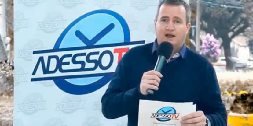 Daniel Carniel foi agredido em frente a emissora na qual trabalha (Foto: Reprodução) Daniel Carniel foi agredido em frente a emissora na qual trabalha (Foto: Reprodução)