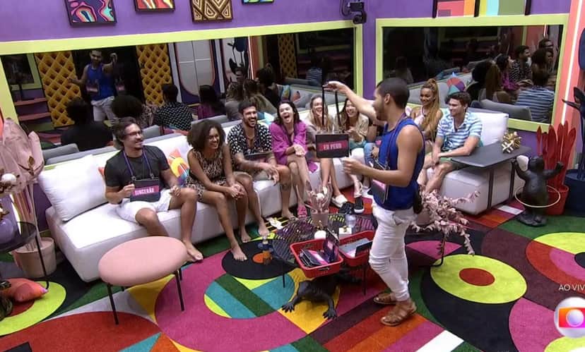 Vyni deu a plaquinha para Rodrigo (Foto: Reprodução / Globoplay) Vyni deu a plaquinha para Rodrigo (Foto: Reprodução / Globoplay)