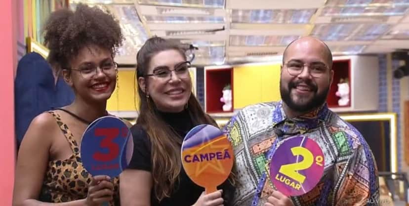 O pódio de Naiara foi entre Jessilane e Tiago (Foto: Reprodução / Globoplay) O pódio de Naiara foi entre Jessilane e Tiago (Foto: Reprodução / Globoplay)