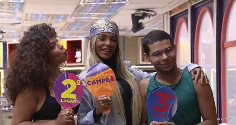 O pódio de Brunna foi entre Maria e Vyni (Foto: Reprodução / Globoplay) O pódio de Brunna foi entre Maria e Vyni (Foto: Reprodução / Globoplay)