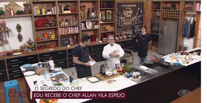 "Eu quero falar", Edu Guedes declara amor por rapaz no The Chef e confirma na Band: "De coração" "Eu quero falar", Edu Guedes declara amor por rapaz no The Chef e confirma na Band: "De coração"