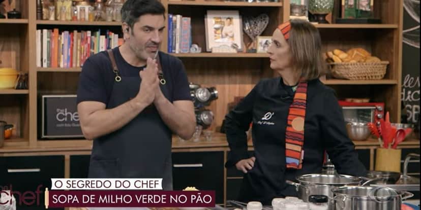 "Vocês não sabem o que eu pensei", Edu Guedes expõe situação com rapaz e assume: "Não posso falar na TV" "Vocês não sabem o que eu pensei", Edu Guedes expõe situação com rapaz e assume: "Não posso falar na TV"