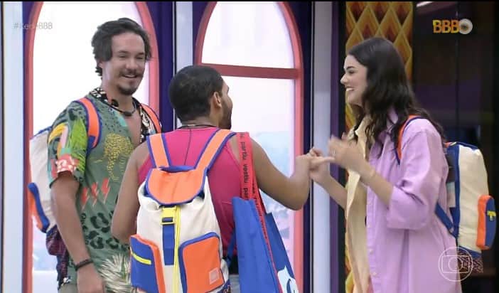 Encontro de Eslovênia e Vyni levou a web a loucura no BBB22 (Foto: Reprodução / Internet) Encontro de Eslovênia e Vyni levou a web a loucura no BBB22 (Foto: Reprodução / Internet)