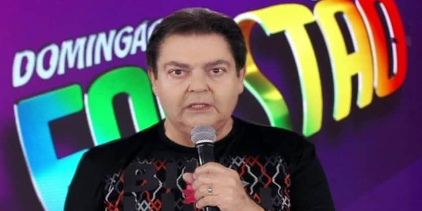 Faustão vai distribuir brindes para a plateia (Foto: reprodução) Faustão vai distribuir brindes para a plateia (Foto: reprodução)
