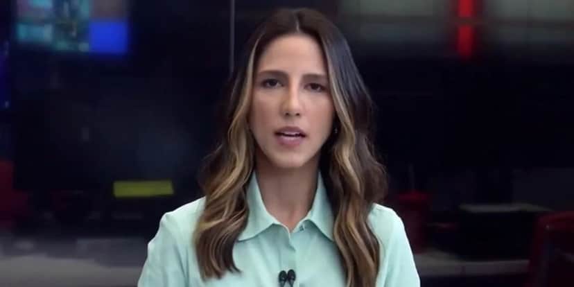 Isabela Tacaki, âncora da BandNews, assina com novo canal de notícias da TV - Foto: Reprodução Isabela Tacaki, âncora da BandNews, assina com novo canal de notícias da TV - Foto: Reprodução
