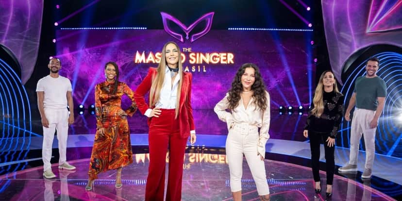 "Tempos complicados para nós", Ivete Sangalo anuncia mudanças e expõe desfecho no The Masked: "Nunca imaginei" "Tempos complicados para nós", Ivete Sangalo anuncia mudanças e expõe desfecho no The Masked: "Nunca imaginei"