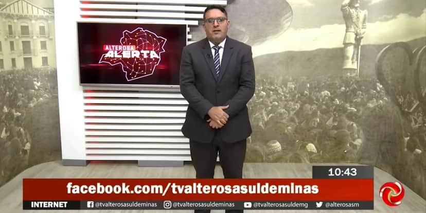 Apresentador do SBT tem estado de saúde anunciado na TV após sofrer mal súbito: "Tentando segurar o choro" Apresentador do SBT tem estado de saúde anunciado na TV após sofrer mal súbito: "Tentando segurar o choro"