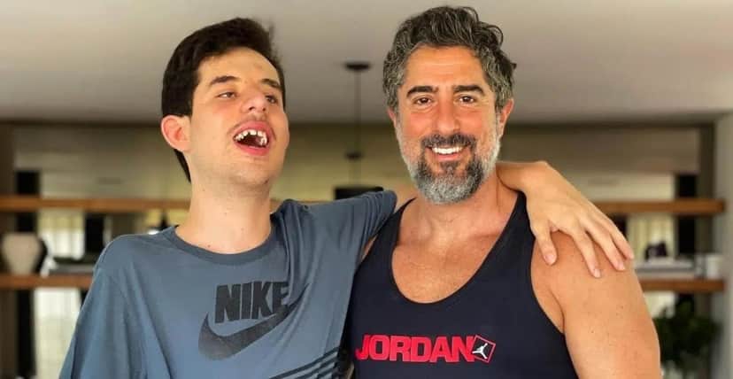 Marcos MIon e seu filho mais velho Romeo (Foto: Reprodução/ Instagram) Marcos MIon e seu filho mais velho Romeo (Foto: Reprodução/ Instagram)