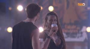 Natália ao lado de Lucas, antes de se decepcionar com o brother na festa do BBB22 (Foto: Reprodução / Globoplay) Natália ao lado de Lucas, antes de se decepcionar com o brother na festa do BBB22 (Foto: Reprodução / Globoplay)
