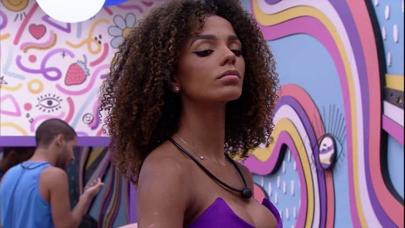 Brunna Golçalves recebe fortes críticas de Sônia Abrão