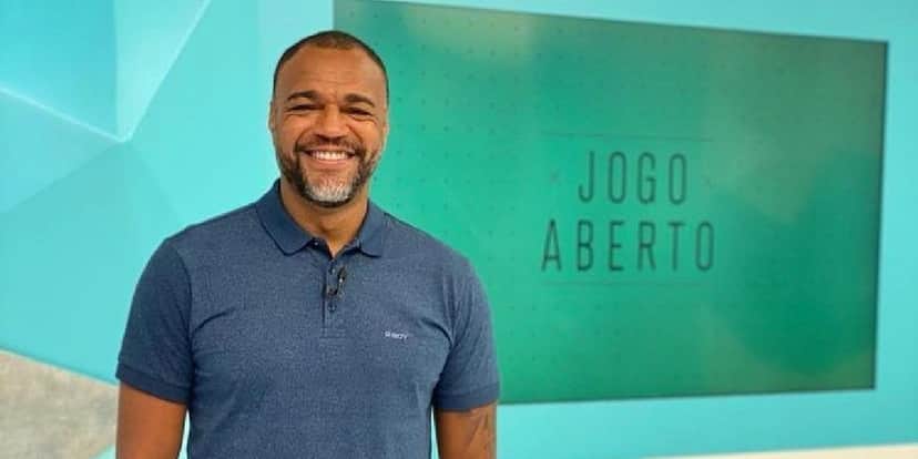 Denílson está há mais de 10 anos no "Jogo Aberto", na Band Denílson está há mais de 10 anos no "Jogo Aberto", na Band