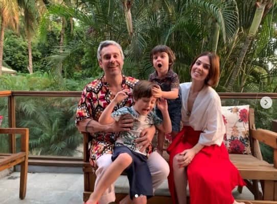 Alexandre Nero com a esposa e filhos (Foto: Reprodução) Alexandre Nero com a esposa e filhos (Foto: Reprodução)