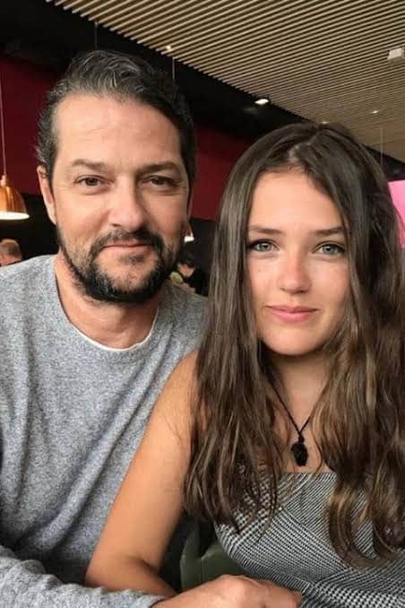Marcelo Serrado e a filha Catarina, fruto do casamentos com Rafaella Mandelli (Foto: Reprodução) Marcelo Serrado e a filha Catarina, fruto do casamentos com Rafaella Mandelli (Foto: Reprodução)