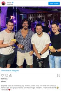 Eliezer do BBB22 ao lado dos amigos (Foto: Reprodução / Instagram) Eliezer do BBB22 ao lado dos amigos (Foto: Reprodução / Instagram)