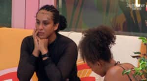 Linn da Quebrada chora e desabafa com sister: ‘Estou com saudade de casa’ (Foto: Reprodução / Globoplay) Linn da Quebrada chora e desabafa com sister: ‘Estou com saudade de casa’ (Foto: Reprodução / Globoplay)