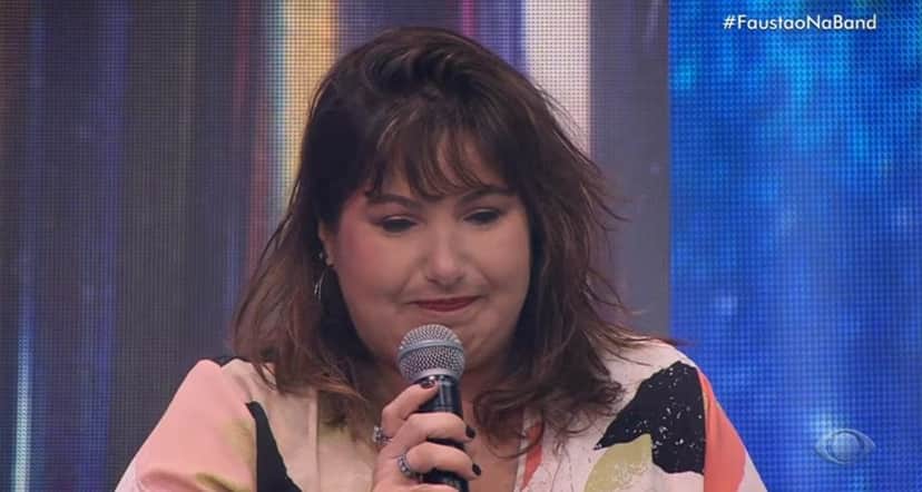 Mariana Xavier chora pela morte de Paulo Gustavo, com quem trabalhou na trilogia "Minha Mãe é uma Peça" (Reprodução/ Band) Mariana Xavier chora pela morte de Paulo Gustavo, com quem trabalhou na trilogia "Minha Mãe é uma Peça" (Reprodução/ Band)