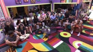 Participantes do BBB22 atentos na explicação da Prova do Líder (Foto: Reprodução / Globoplay) Participantes do BBB22 atentos na explicação da Prova do Líder (Foto: Reprodução / Globoplay)
