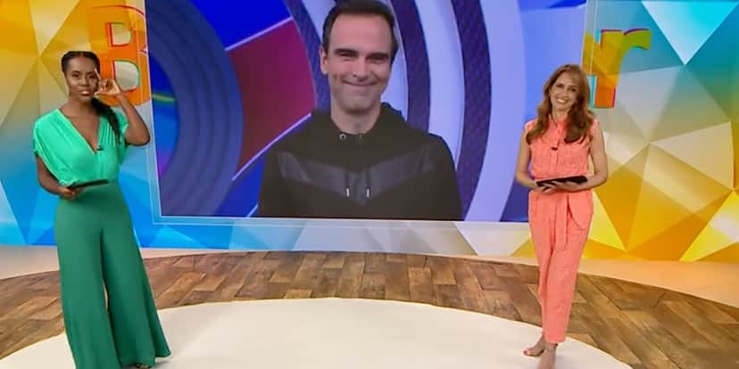 Tadeu Schmidt voltou ao Fantástico em conversa com Maju e Poliana Tadeu Schmidt voltou ao Fantástico em conversa com Maju e Poliana