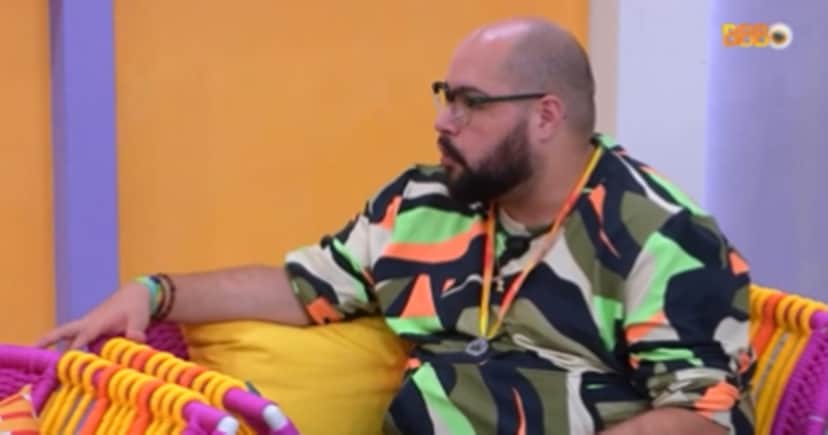 Tiago Abravanel levou esporro da produção do BBB22 (Reprodução/ Globoplay) Tiago Abravanel levou esporro da produção do BBB22 (Reprodução/ Globoplay)