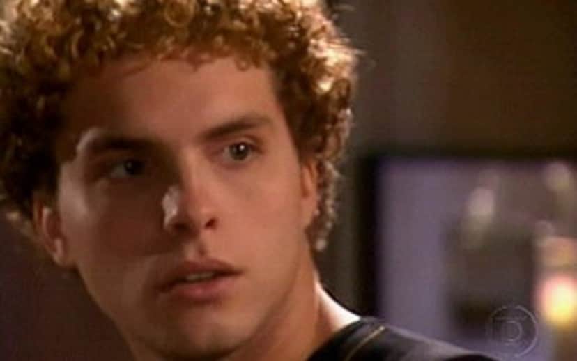 Thiago Fragoso como Nando em O clone (Reprodução - Globo) Thiago Fragoso como Nando em O clone (Reprodução - Globo)