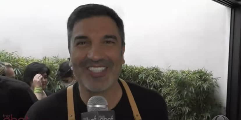 "Estou nervoso", Edu Guedes deixa estúdios do The Chef e assume programa fora da Band: "Eu parei" "Estou nervoso", Edu Guedes deixa estúdios do The Chef e assume programa fora da Band: "Eu parei"
