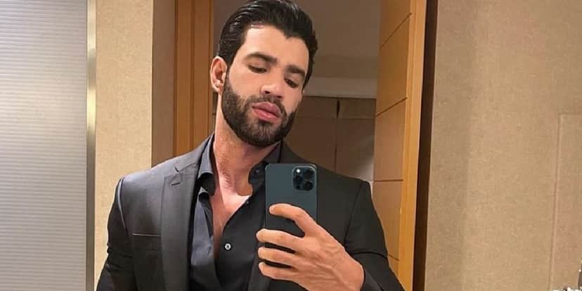 Gusttavo Lima não foi em inauguração da loja de sua franquia Gusttavo Lima não foi em inauguração da loja de sua franquia