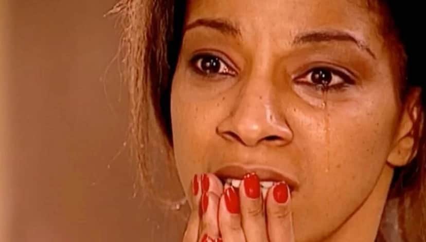Adriana Lessa vive a pior fase de sua vida Adriana Lessa vive a pior fase de sua vida