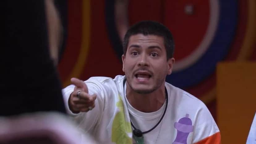 BBB22: Arthur Aguiar bate-boca no Jogo da Discórdia (Foto: Reprodução / Globoplay) BBB22: Arthur Aguiar bate-boca no Jogo da Discórdia (Foto: Reprodução / Globoplay)