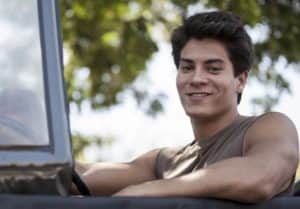 Arthur Aguiar em sua estreia na Globo, na novela 'Em Família', dirigida por Leonardo Nogueira que agora deseja apostar no ator (Foto: Reprodução / Globo) Arthur Aguiar em sua estreia na Globo, na novela 'Em Família', dirigida por Leonardo Nogueira que agora deseja apostar no ator (Foto: Reprodução / Globo)