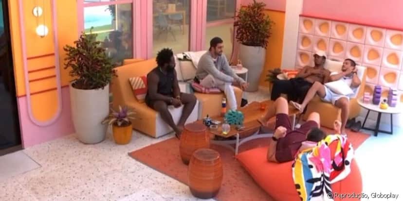 BBB22: Arthur Aguiar conversa com amigos sobre mágoa do passado (Foto: Reprodução) BBB22: Arthur Aguiar conversa com amigos sobre mágoa do passado (Foto: Reprodução)