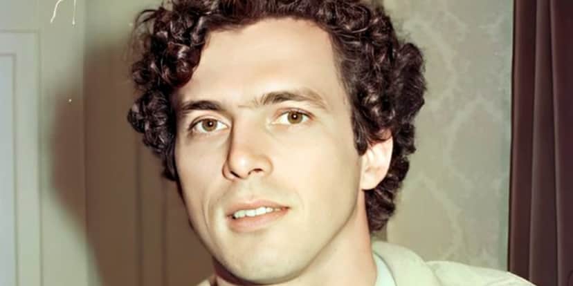 Caique Ferreira está no elenco da novela Amor com Amor se Paga, do Viva, um dos canais pagos da Globo (Foto: Reprodução) Caique Ferreira está no elenco da novela Amor com Amor se Paga, do Viva, um dos canais pagos da Globo (Foto: Reprodução)